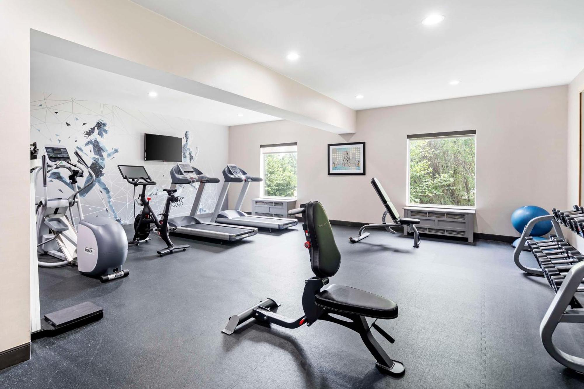 Best Western Plus Bourbonnais Hotel & Suites Exterior foto